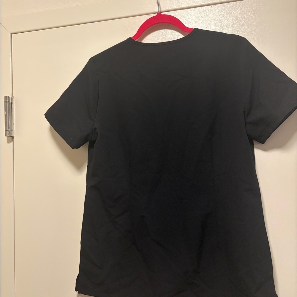 FIGS Black V-Neck Scrub Top Small - Picture 3 of 3